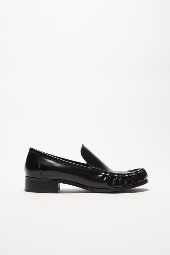 (image for) Exceptional Leather loafers